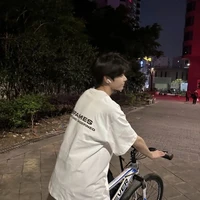 Khôi Mĩnh Luân𐰁