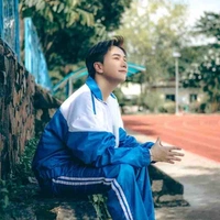 Hoàng Kim Long - Lou Hoàng