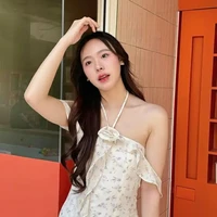 June Wanwimol [em]
