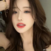 ZhouShiYu_周诗雨