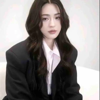 LingLing Sirilak Kwong [nàng]