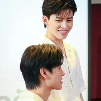 Tác giả bị khùng :)))