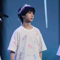 Dương Bác Văn//hắn//