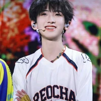 Tả Kỳ Hàm - cậu