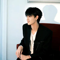 Tần Tiêu Hiền