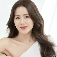 Vân Hồng Y (mẹ cô)