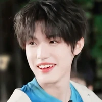Trương Trạch Vũ ( Cậu )