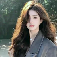 Nguyễn Minh Hằng_Tina