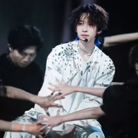 Hạ Tuấn Lâm_Em