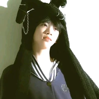 Trương Hàm Thụy_T