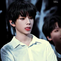 Vương Lỗ Kiệt_K