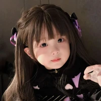 Lưu Ái Linh (lúc bé)