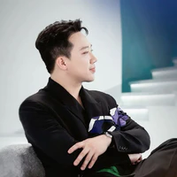 Trưởng Làng Huỳnh