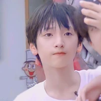 Nghiêm Hoàng(7tuổi)