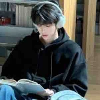 Cố Đức Huy lớp 9