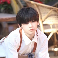 Dương Hàm Bác