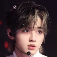 Tống Á Hiên