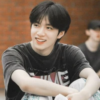 Lưu Diệu Văn( bé 🐺)