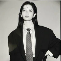 Kim Jiyeon [ Hoàng Đế + Ji ]