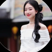 chị gái chàng