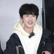 Tả Kì Hàm_bn thân cô