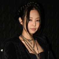 Kim Jennie [ Em ]