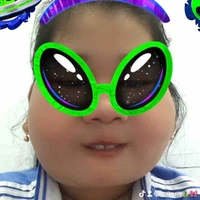 con nhỏ ghi chuyện nè chứ đâu:))))