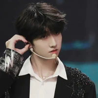 Đồng Vũ Khôn(anh)