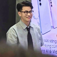 Ninh Anh Bùi(Hắn)