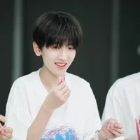 Tả Kì Hàm - Han