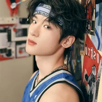 ZhangJunHao-Hắn