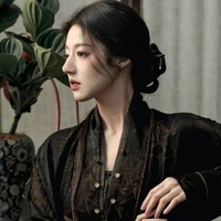 Hạ Băng_mẹ Linh