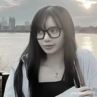 Kim Lisa _ chị các anh