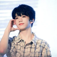 Trương Hàm Thụy -ZhangHanRui