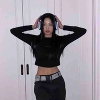 Jung Ahyeon - Cô