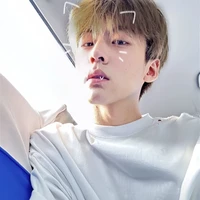 bà Tác giả