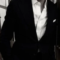 Trương Gia Kỳ-ba hắn