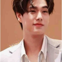 Phuwin Tangsakuyen