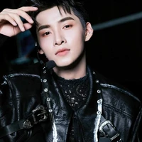 Hùng Huỳnh