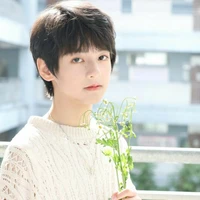 Dương Hàm Bác_B