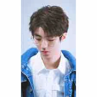 Vương Tuấn Khải