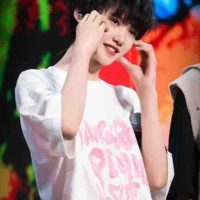 TRƯƠNG DỊCH NHIÊN ( y)