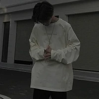 Nam/đàn em của chị Tú