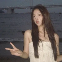 Triệu Quỳnh Anh - Rowena