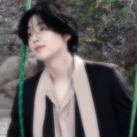 Min Yoongi-Em