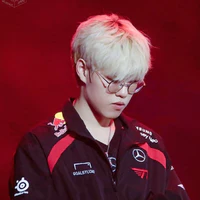 Moon hyeon - jun ( oner)