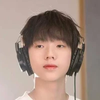 Nhiếp Vĩ Thần