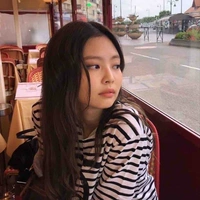 Kim Jennie ( Em)