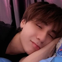 Nhỏ này bị khùng