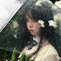 Kim Ngọc Cự Giải